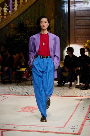 Яскравий жакет – легкий спосіб освіжити гардероб цього сезону весна-літо 2026