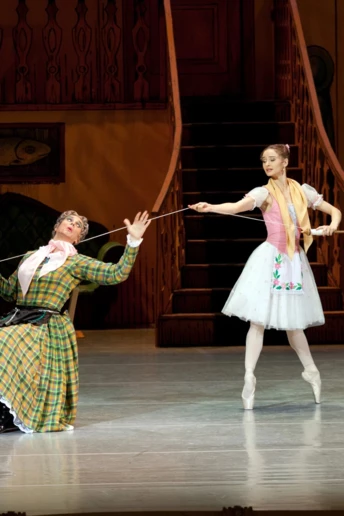 6 театральних прем'єр, які не можна пропустити в квітні