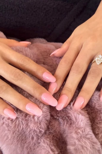 Форма нігтів, яка ніколи не виходить із моди