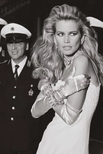 Найбажаніша стрижка 90-х — нова одержимість у 2026-му