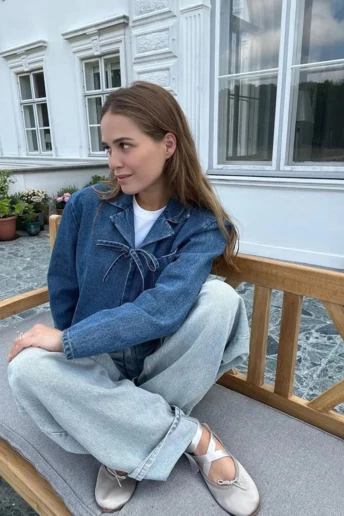 Ось найромантичніше взуття весни 2026, яке пасує до всього