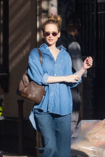 Як Дженніфер Лоуренс надихає нас вдягнути джинсовий total look вже цього сезону