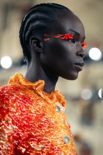 Найкрасивіший момент показу Chanel Cruise 2026/2027 — не сукні, а ця б’юті-деталь