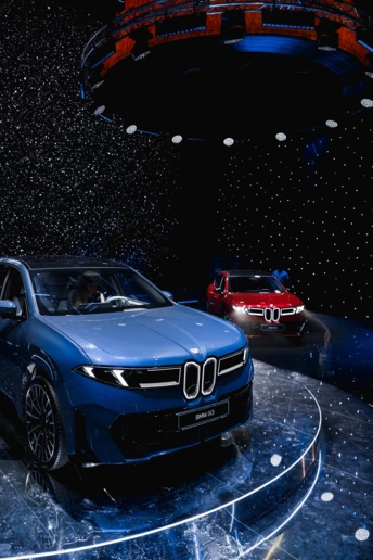 BMW показали майбутнє електромобілів: в Україні дебютував iX3 нового покоління
