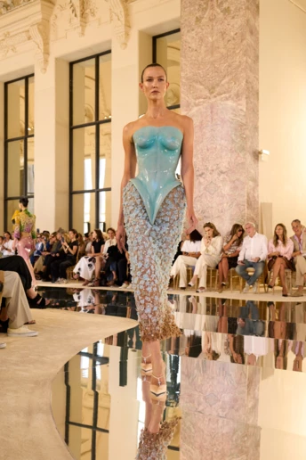 Нова колекція Schiaparelli, яка стирає межу між модою та мистецтвом