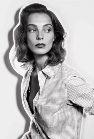 11 образов Дарьи Вербовой в рекламной кампании Equipment