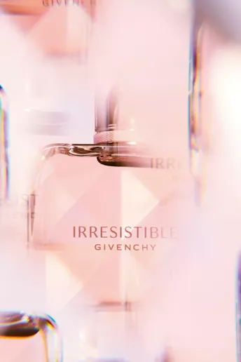 Чинити опір марно: новий аромат Givenchy Irresistible