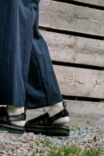 Сандалии — самая популярная пара обуви этой осенью