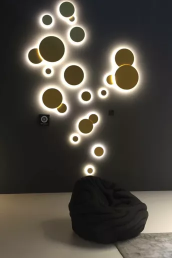 Instagram-дайджест Milan Design Week: люстры и светильники