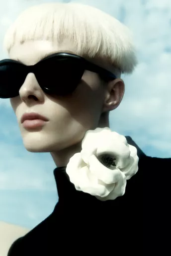 Лучшие аксессуары в коллекции Saint Laurent весна-лето 2021
