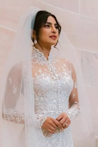 Как создавалось свадебное платье Приянки Чопры