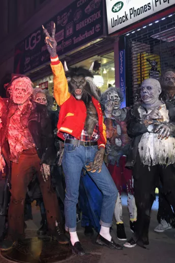 Хайди Клум отпраздновала Хэллоуин в костюме оборотня