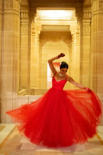 Нова весільна сукня Пріянки Чопри