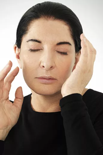 Марина Абрамович повертається в Сербію з ретроспективою