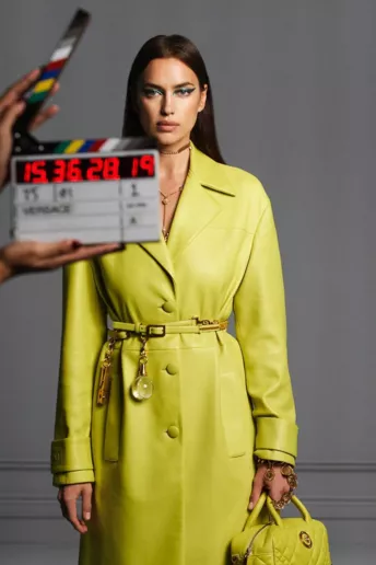 Ирина Шейк в новой рекламной кампании Versace