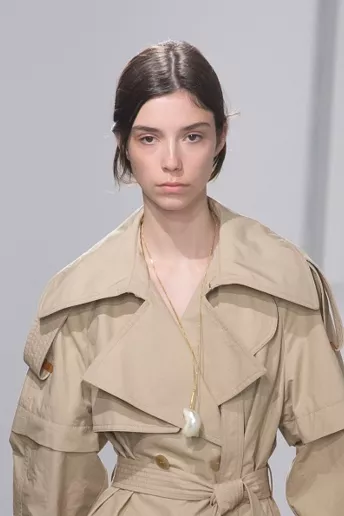 Тиждень моди в Парижі: Loewe, Isabel Marant і Carven
