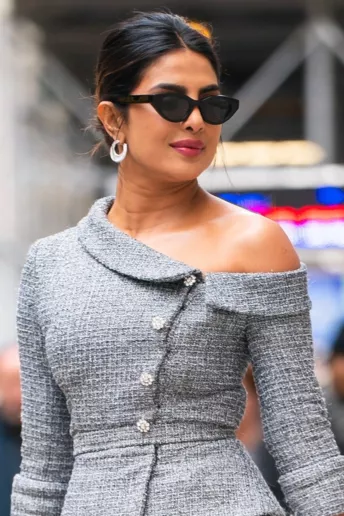 Пріянка Чопра у твідовому костюмі Ralph & Russo