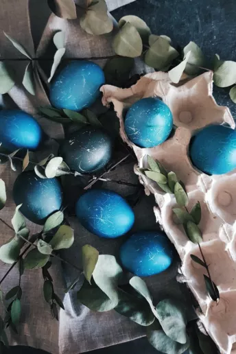 Як пофарбувати яйця до Великодня: покрокова інструкція