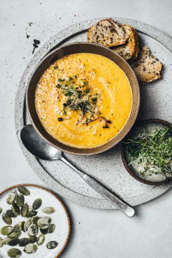 Тыквенный суп – самый теплый и быстрый рецепт этой осени