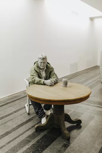 В PinchukArtCentre открылась выставка "Хрупкое состояние"