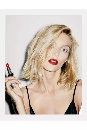 Аня Рубік випустила помаду