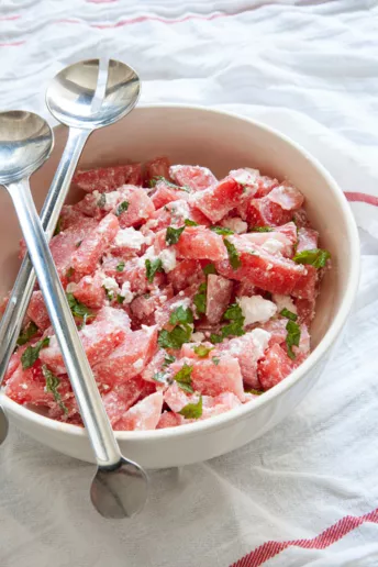 Водный баланс: 5 рецептов из арбуза