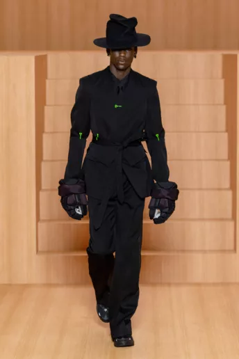 Louis Vuitton Menswear весна-лето 2022