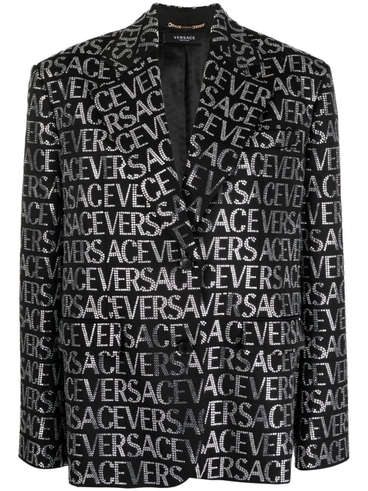 <b>Versace</b>