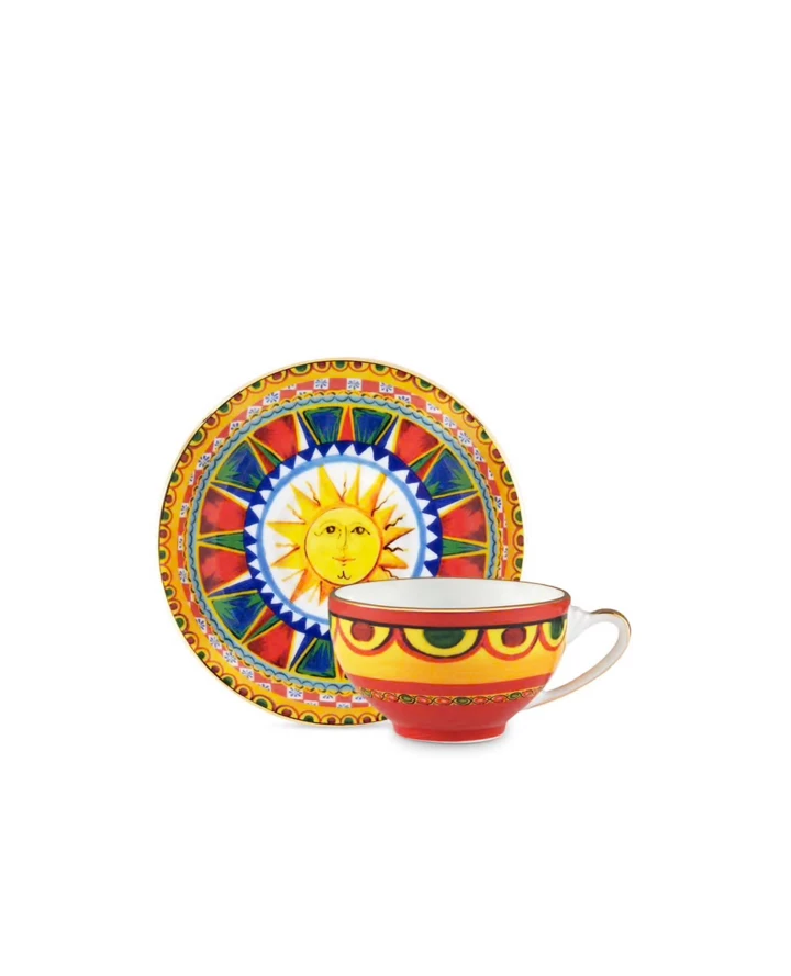 <b>Dolce&amp;amp;Gabbana</b>