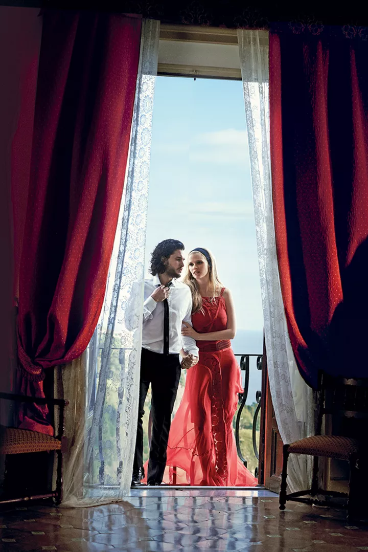 Лара Стоун, Vogue, образ для романтического уик-энда