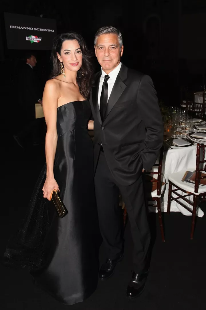 актер Джордж Клуни с невестой Амаль Аламуддин на благотворительном вечере во Флоренции