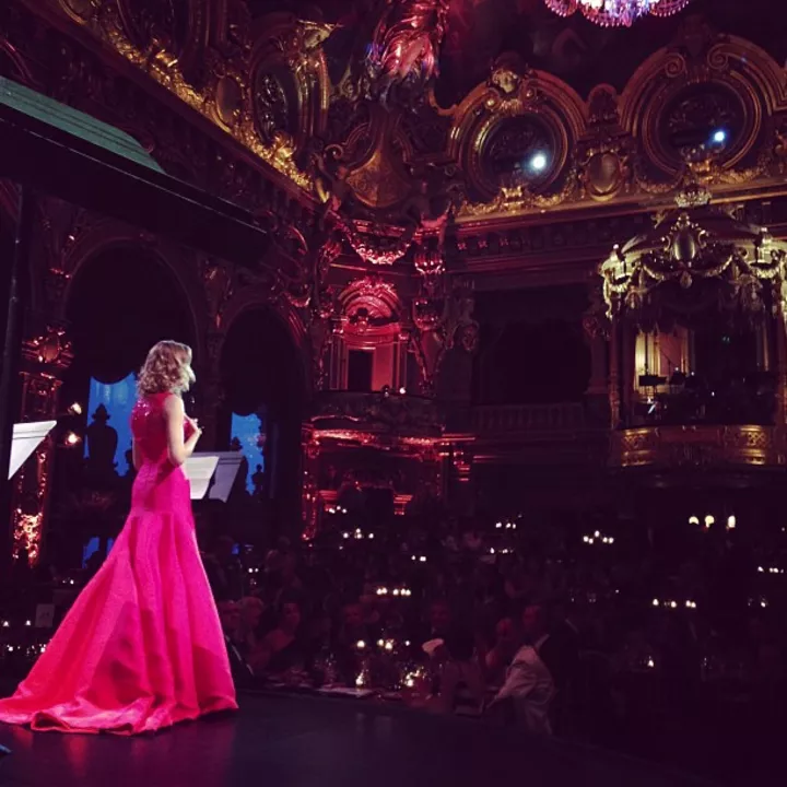 Наталья Водянова на сцене главного зала Оперы Монте-Карло
