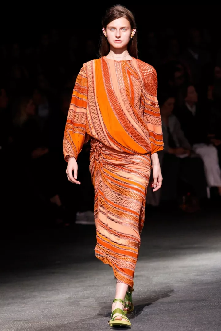 оранжевое платье Givenchy весна-лето 2014