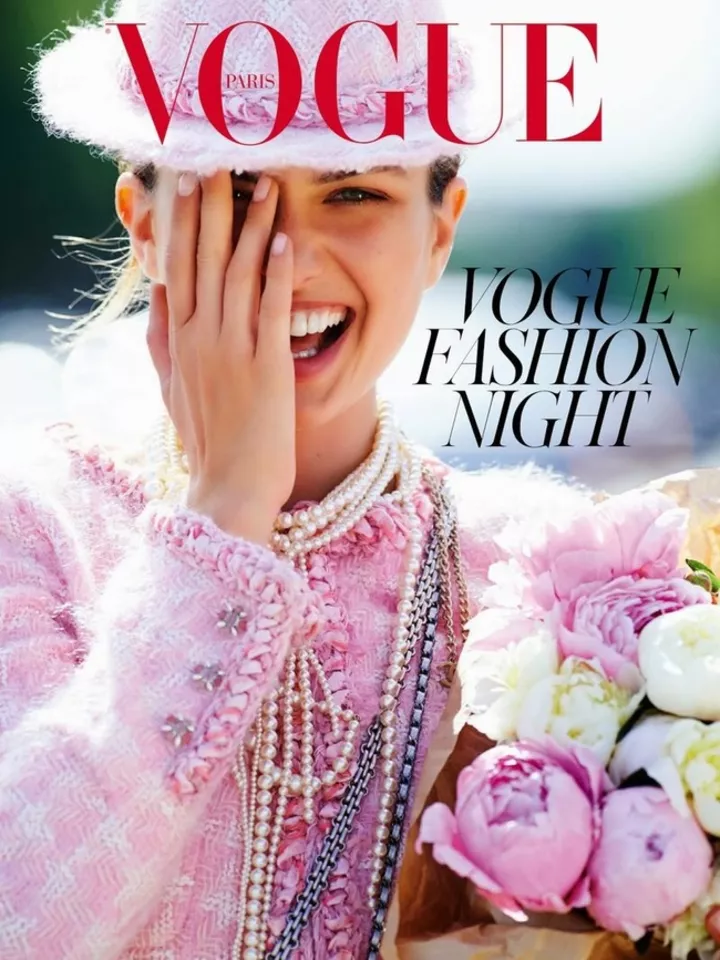 Андреа Дьякони на обложке приложения Vogue Paris (сентябрь 2014). Фотограф: Gilles Bensimon