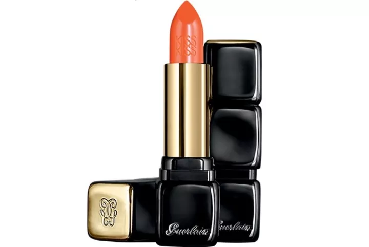 Помада для губ Creamy Shaping Lip Colour 540 – Peach Satin