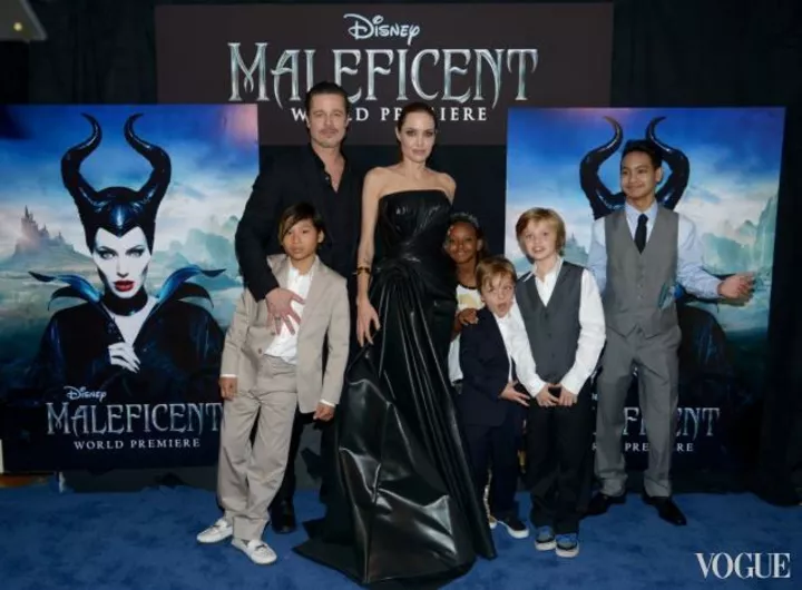 Брэд Питт и Анджелина Джоли с детьми (без Вивьен) в 2014-м на премьерере "Малифисенты" в Голливуде
