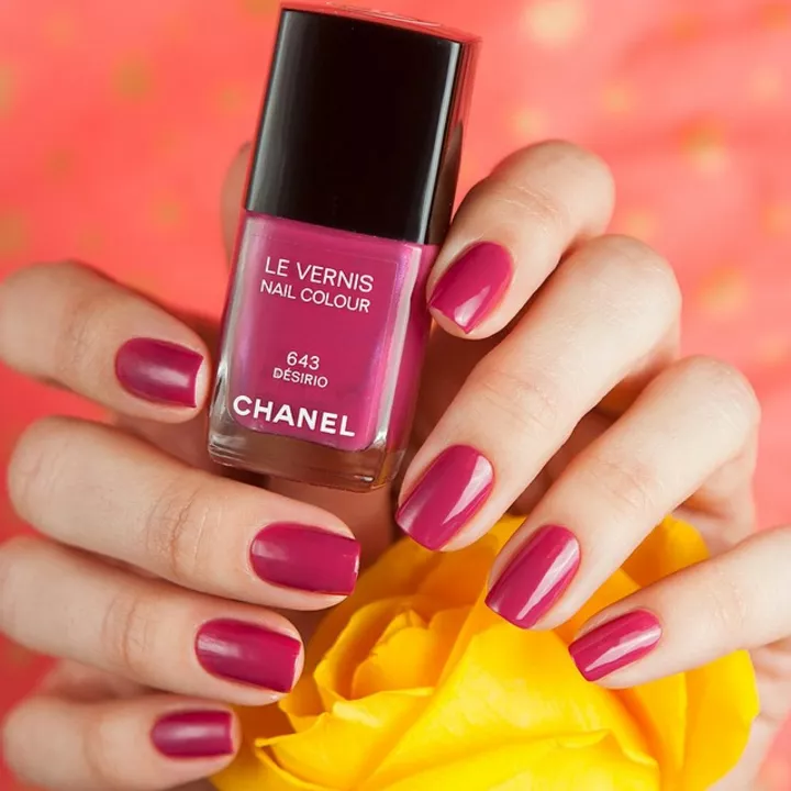 Лак для ногтей Le Vernis, 643 D?sirio из весенней коллекции макияжа Chanel, @nailsannagorelova