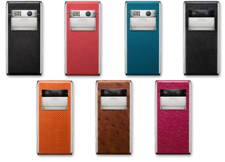 Новый телефон представлен в 6 цветах и 7 вариантах отделки