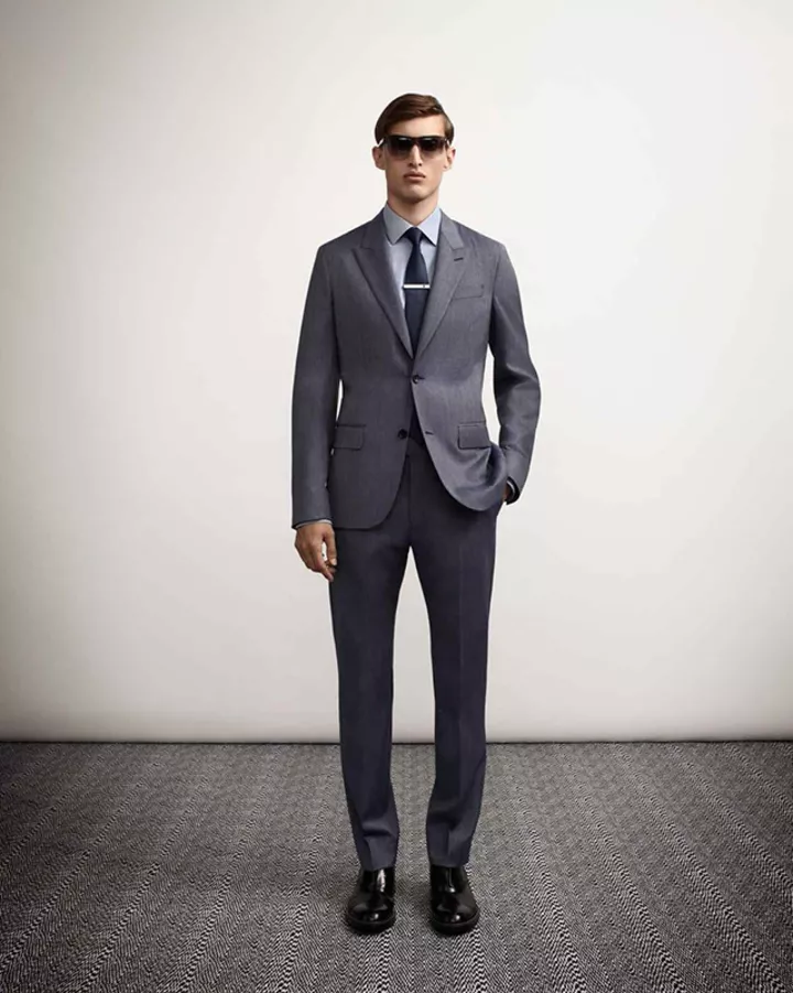 мужские костюмы Louis Vuitton Formal
