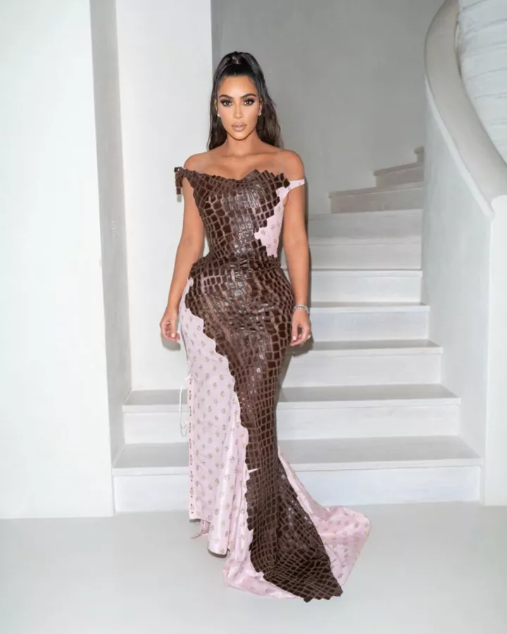 Ким Кардашьян в винтажном платье Dior