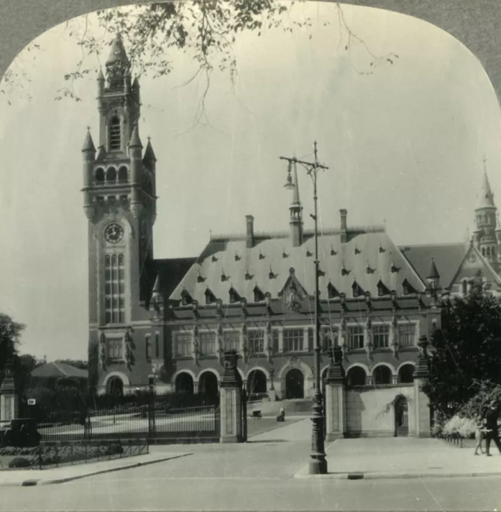 Палац миру, Гаага, Нідерланди, 1930-ті