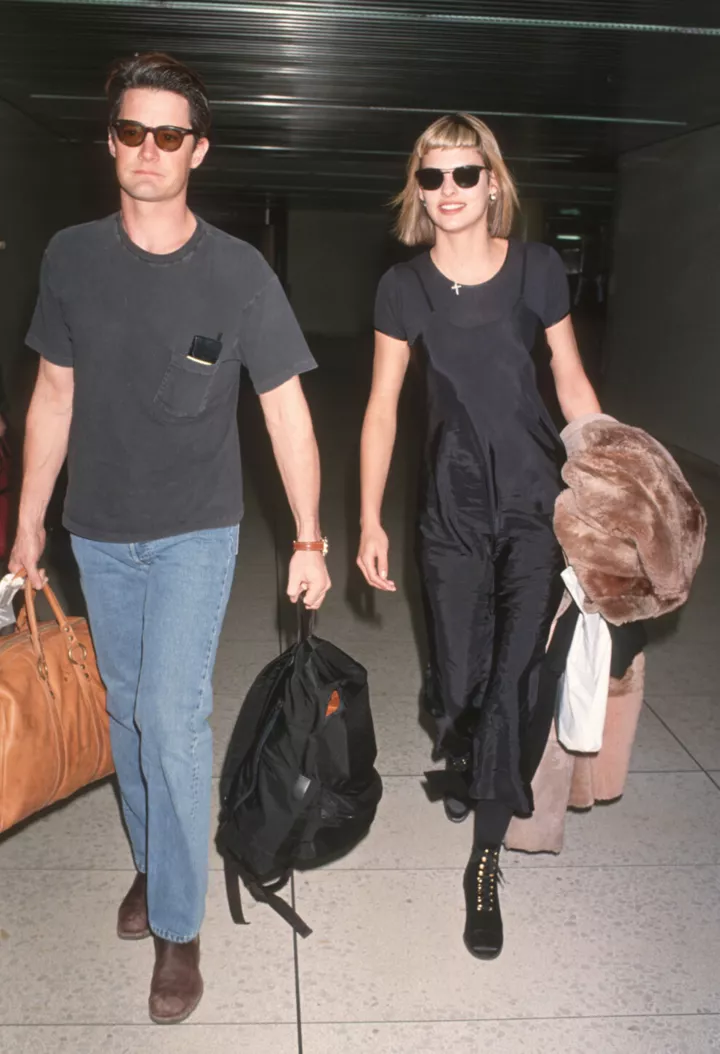 Кайл Маклахлен и Линда Евангелиста в Международном аэропорту Лос-Анджелес, 1994