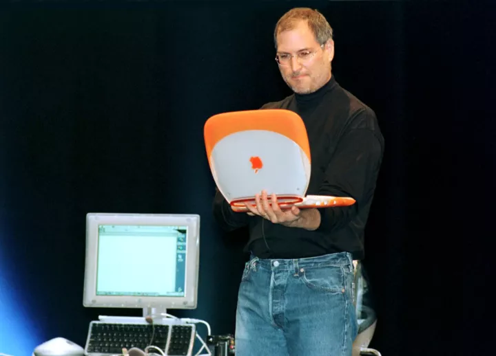 Выступление Стива Джобса на Macworld Expo в Токио, 2000
