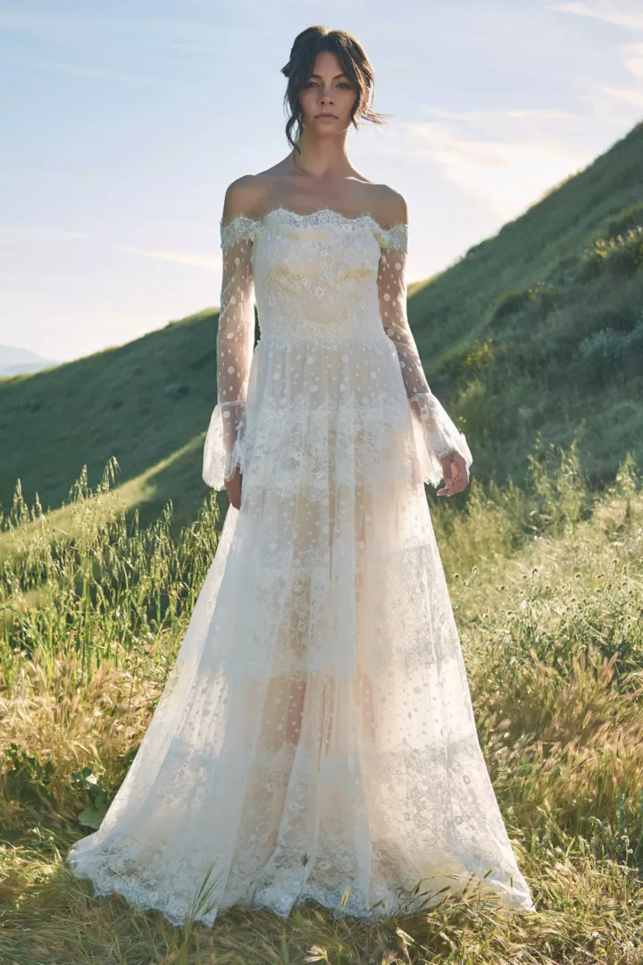 Свадебное платье в стиле бохо из кружева