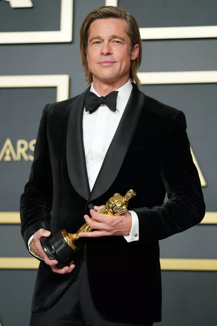 Брэд Питт на церемонии Оскар в 2020 году