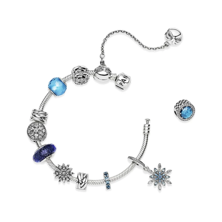 <b>ПАНДОРА</b>