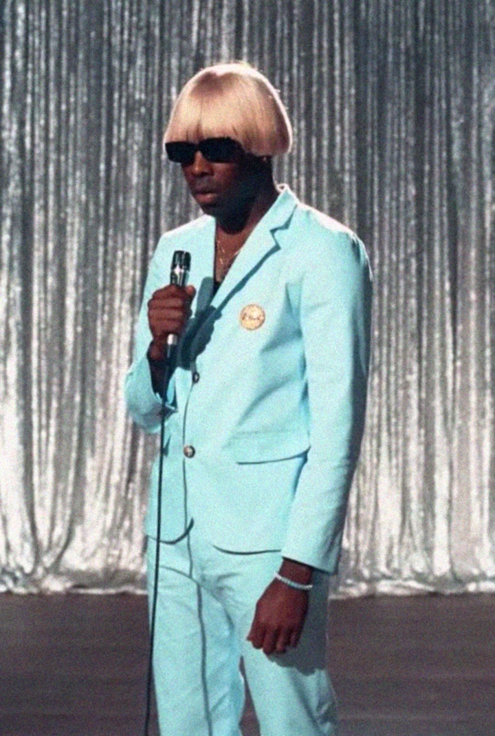 <b>Men Pop Culture</b>