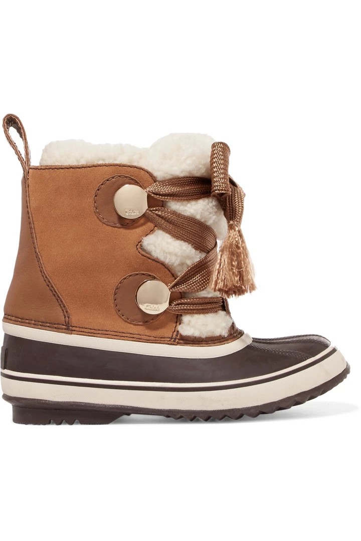 &lt;b&gt;SnowBoots&lt;/b&gt;