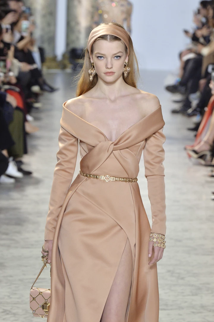 <b>Эли Сааб бьюти кутюр</b>