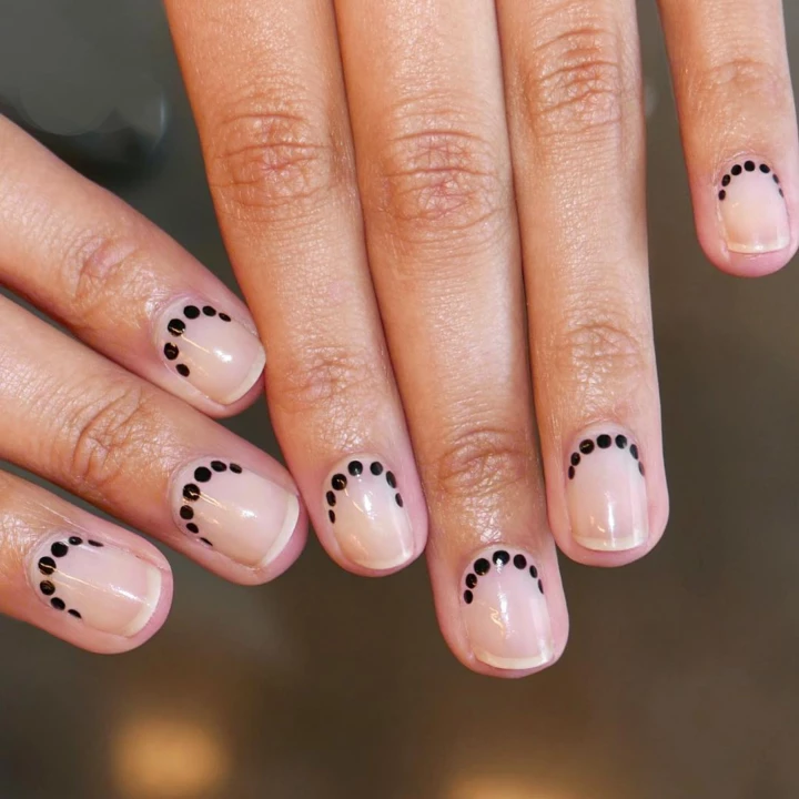 &lt;b&gt;Insta Nail Design&lt;/b&gt;